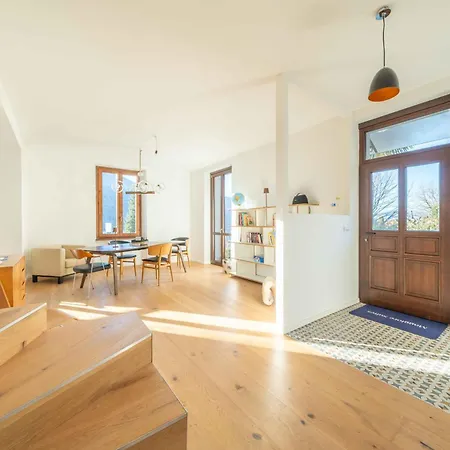 Apartment Dreamy Lakeview Attic Escape Brezzo