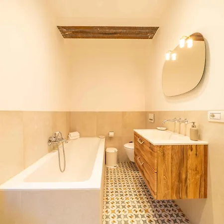 Apartment Dreamy Lakeview Attic Escape Brezzo