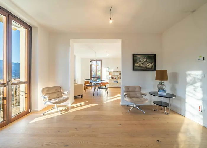 Apartament Dreamy Lakeview Attic Escape Brezzo