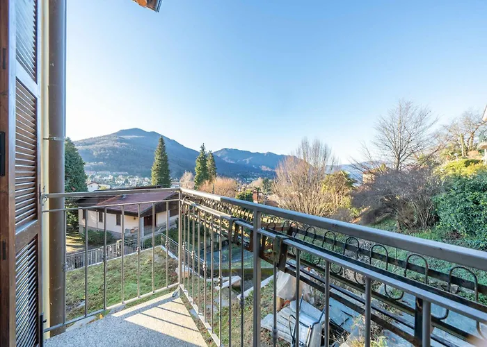 Apartament Dreamy Lakeview Attic Escape