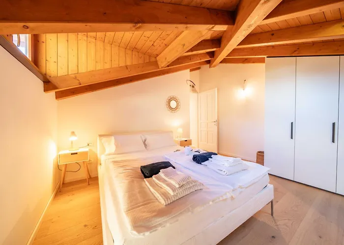 Dreamy Lakeview Attic Escape